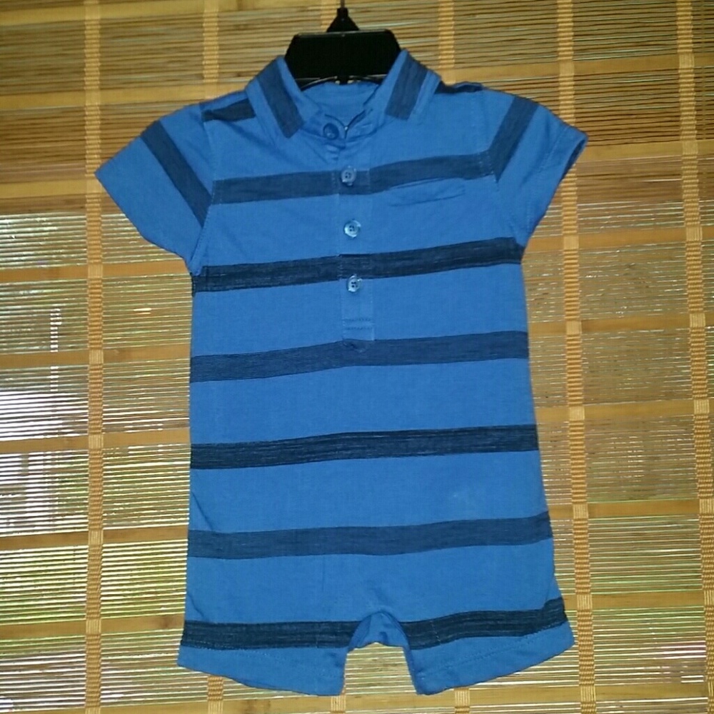 Old Navy 3-6 Onesie